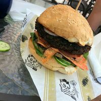 The vegan burger with carrots, cucumber, Champignon, olives and a sauce and of course the delicious fresh pattie at Mad Irie in Crete