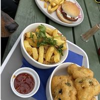 Burger & tempura veg at The Chase Inn in Malvern