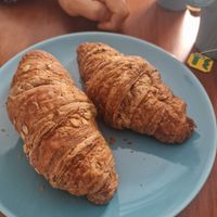 Vegan croissants at Noshi Coffee in Porto