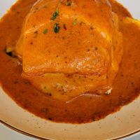 Vegan Francesinha at Noshi Coffee in Porto