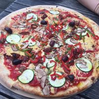 Set Vegan Pizza  at La Pizzeria in Maribor