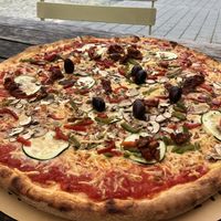 Vegan pizza “Vegana" at La Pizzeria in Maribor