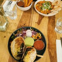 Frites de pois chiche
Curry aux patates douches
Burrito Churizo at Lola Rosa - Places des Festivals in Montreal