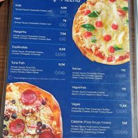 Menu Pizza at Vagas Bar in Matosinhos