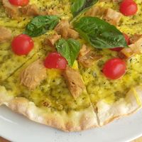 Pizza vegan at Vagas Bar in Matosinhos