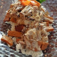 Seitan strogonoff at Amaranta in Girona