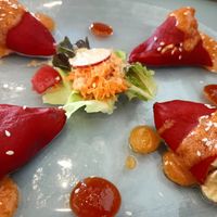 Piquillo d'all tendre amb remanat de truita at Amaranta in Girona