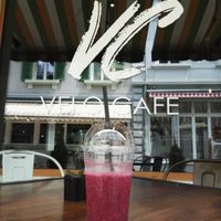 Summer smoothies at Velo Cafe in Interlaken