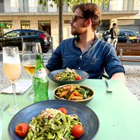 Linguine , roasted veg & cocktail  at The Green Affair - Saldanha in Lisbon