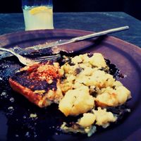 Tofu "à lagareiro" with mashed potatoes and nori at The Green Affair - Saldanha in Lisbon