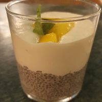 Parfait de chia con mango #Veganuary at The Green Affair - Saldanha in Lisbon