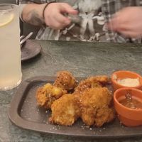 Cauliflower wings starter at The Green Affair - Saldanha in Lisbon