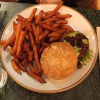 Hambúrguer at The Green Affair - Saldanha in Lisbon