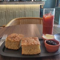 Starter: Focaccia at The Green Affair - Saldanha in Lisbon