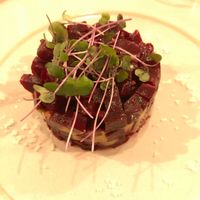 Beet-avocado appetizer at The Green Affair - Saldanha in Lisbon