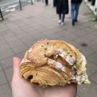 Pain au chocolat aux amandes : DÉLICIEUX   at Patisserie Chocolaterie Peigné in Lille