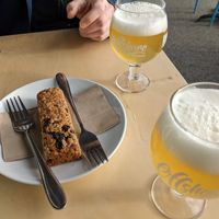 Flapjack and beer at Jubilee Pool Cafe in Penzance