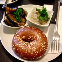 Bagel with eggplant & cucumber and rose spread at Samocca in Aalen