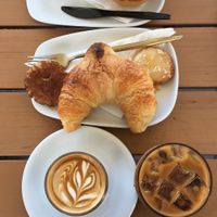 Bagel and Croissant (vegetarian), lemon and snickerdoodle (vegan) cookies, rice milk iced latte, and cortado.  at Blendin Coffee Club in Sugar Land