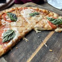 Pizza margarita with Daya cheese !   at YellowBelly Brewery in St Johns