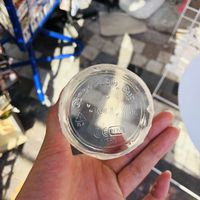 Compostable cups at Happy Blender in Athens