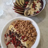 Smoothie bowls at Happy Blender in Athens