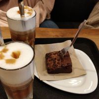 Latte & brownie at Mischbar in Nuremberg