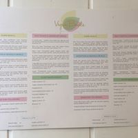 Bowls, toasts, smoothies and baked goods   at Vegan Bowls in Barcelona