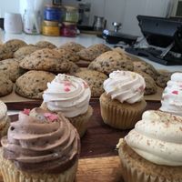 Cupcakes & cookies  at Vegan Bowls in Barcelona