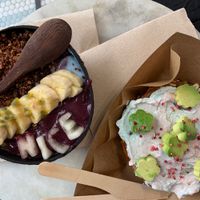 Açai Bowl and Philadelphia Toast at Vegan Bowls in Barcelona