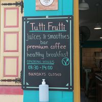 Sign at Tutti Frutti in Santorini