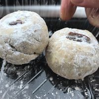 Wedding cake at Oh Snap! Cupcakes in Pensacola