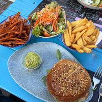 Veggie "schwarzwalditaliener" at Ben's Burger Bar in Buehl