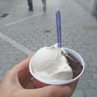 Banana & chocolate at Gelateria Da Vinci in Bruges