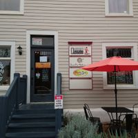 Front of the building at Garden Song in Roanoke