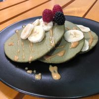 Matcha hot cakes at Kakao Cocina Vegana in La Paz