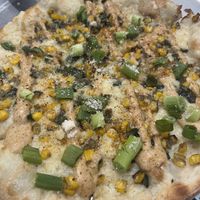 Elote pizza 🤍🌱  at Troy's Italian Kitchen in Arlington