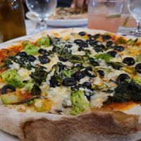 Primavera pizza with vegan cheese at Il Focolaio in Montreal