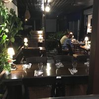 tables outside. nice atmosphere at Sibu Cafe in Uvita