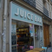 Exterior at Bob's Juice Bar in Paris