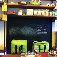  at Bob's Juice Bar in Paris