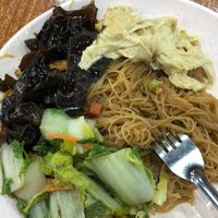 Beehoon and veg  at Red Apple Vegetarian Stall in North Singapore