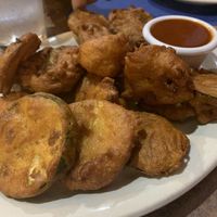 Veggie Pakora at Everest on Grand in St Paul
