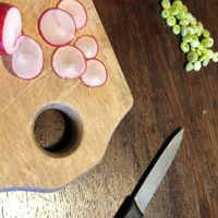 Working fresh ingredients at Raw Leo in Geneva