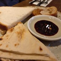 Bread & oils starter at Tigers Head in Chislehurst
