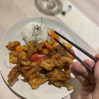 « poulet » à l’ananas, grillé comme du tempura et si doux at Namo Toyodoo in Besancon