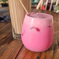 Milkshake and pitaya latte at Meraki Market Cafe in Paphos