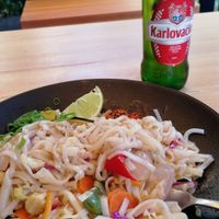 Vegan pad Thai 70 kun at Silk in Korcula