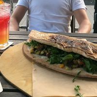 Vegane Jumbo-Calcone at Aposto in Bamberg