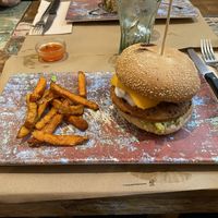 Hamburguesa fresca  at La Huella Vegana - Las Rozas in Madrid